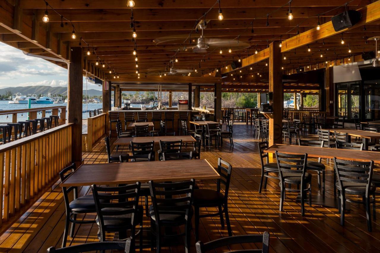 סלינס Full Moon Hotel & Restaurant מראה חיצוני תמונה